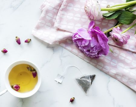 beneficios del te de rosas propiedades